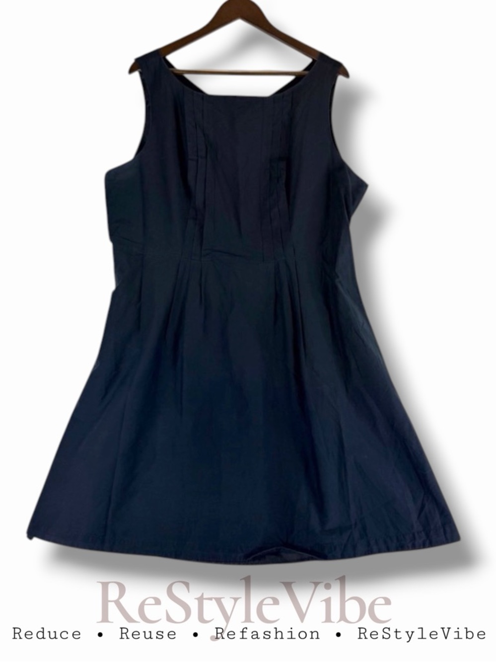 LANDS’ END Women’s Size 18 Dress Lined Mini Length Sleeveless Side Zipper